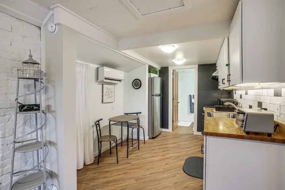 Work & Play in Walkable Midtown Coeur D'alene!