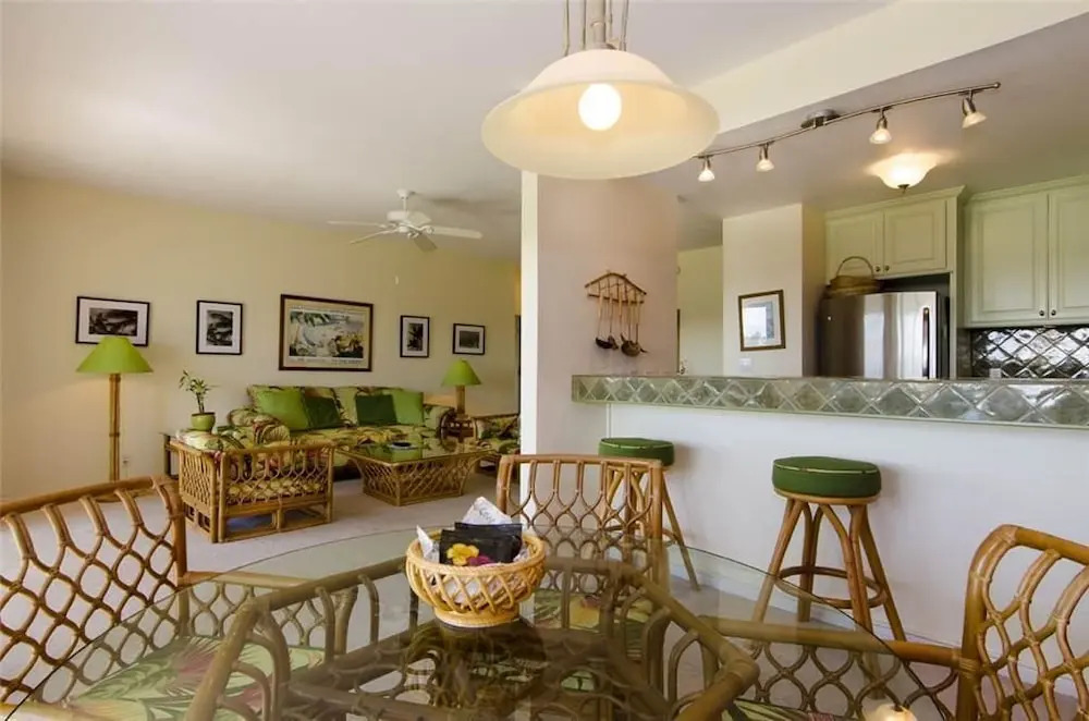 Regency 823 Condo