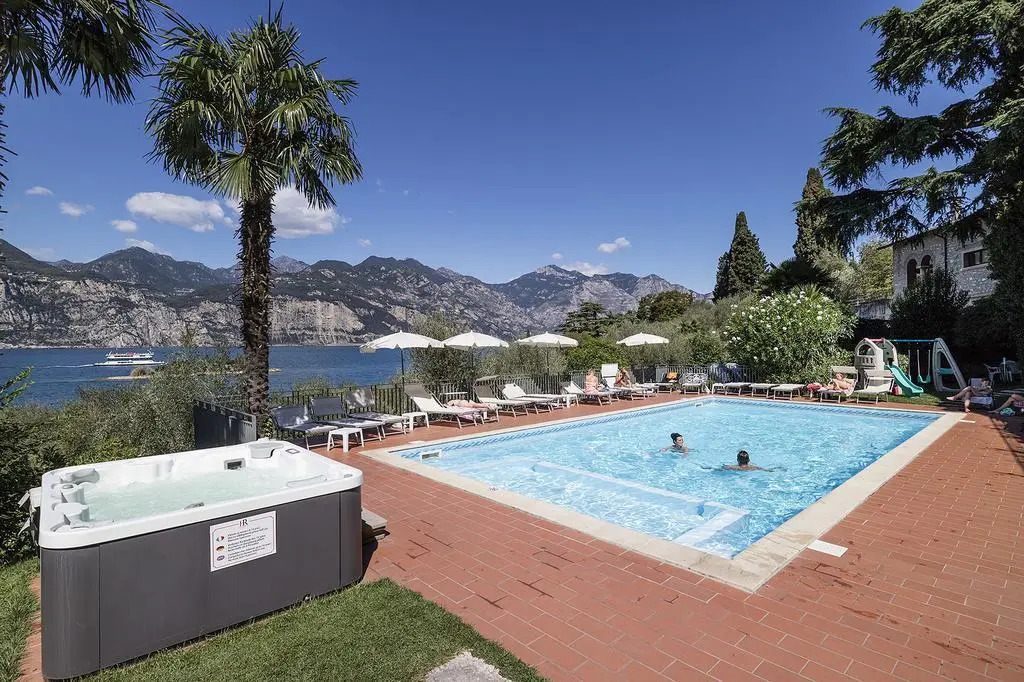 Hotel Roma Aparthotel