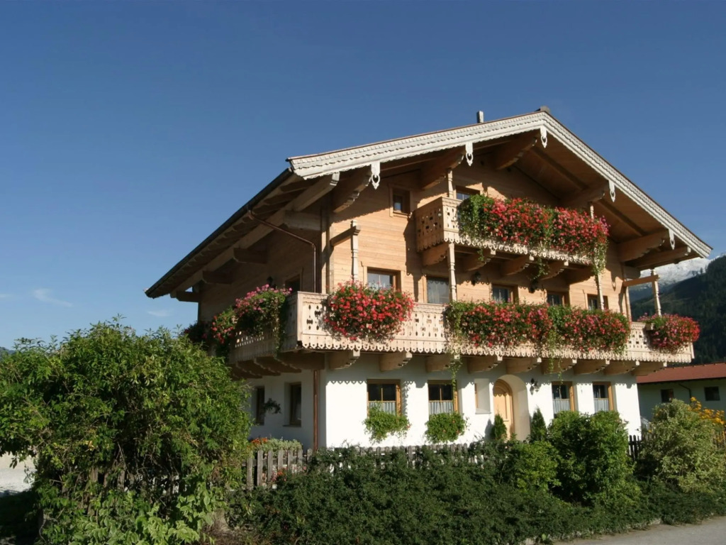 Apartment in Bramberg With a View of the Mountains