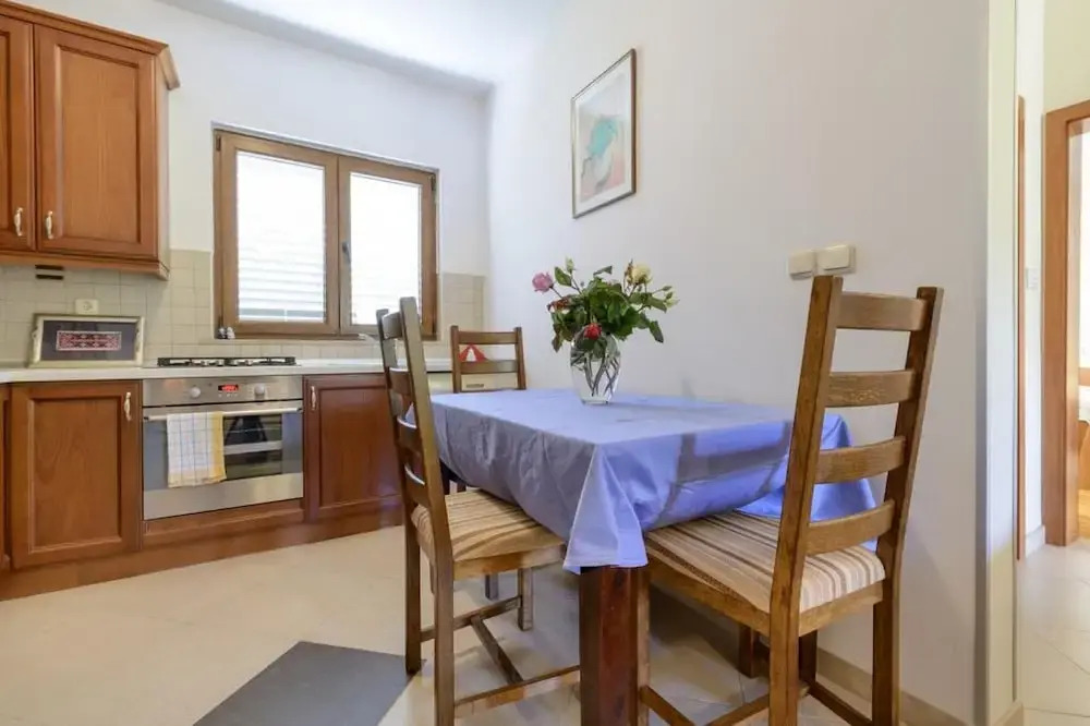 Apartment Petar