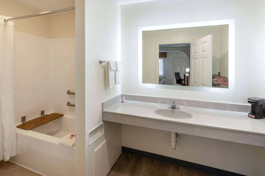 Baymont by Wyndham Biloxi/Ocean Springs