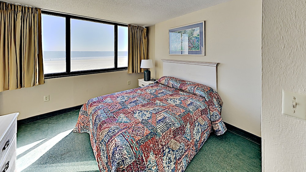 Sands Beach Club 123