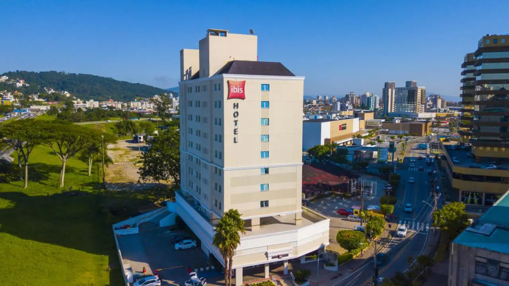 Aera São José Floripa - Hotel com café da manhã a 10 min do Congresso de Oftalmologia no CentroSul