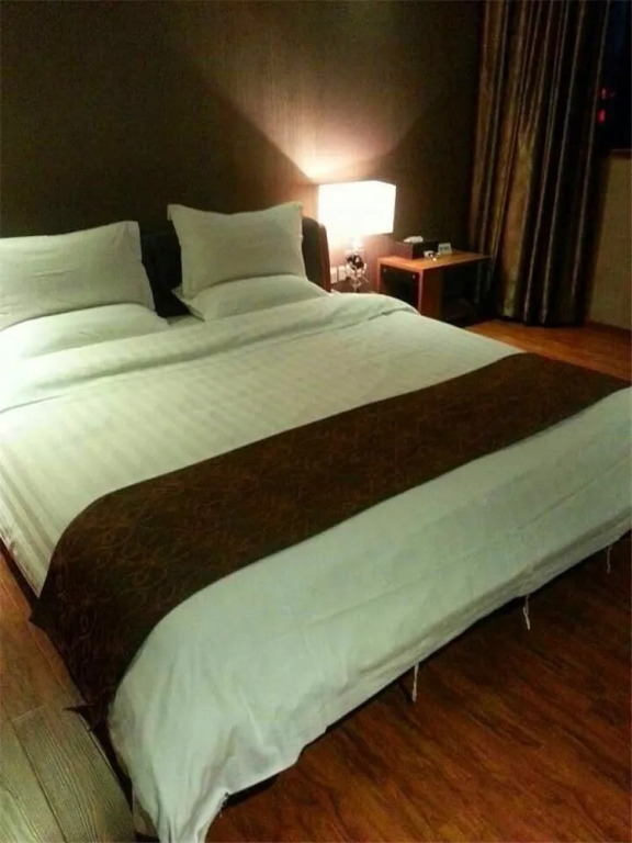 Fun Tin Hotel