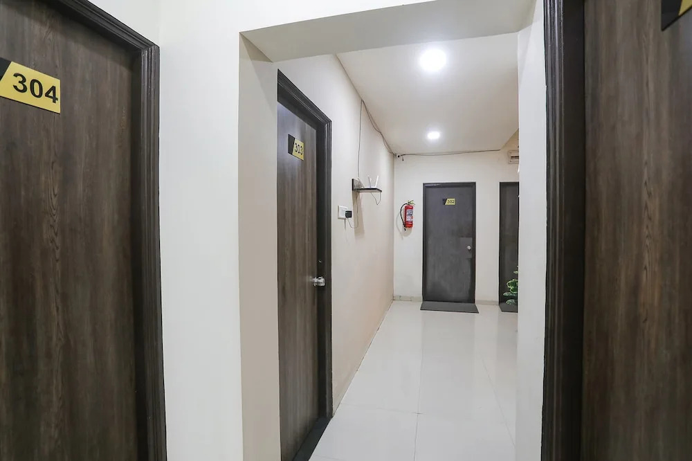 Fabhotel Paradise Stay Inn