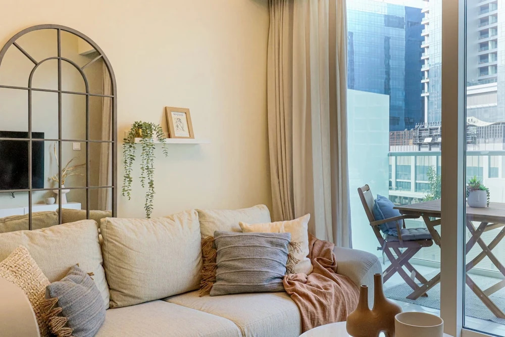 HiGuests - Reva Residences