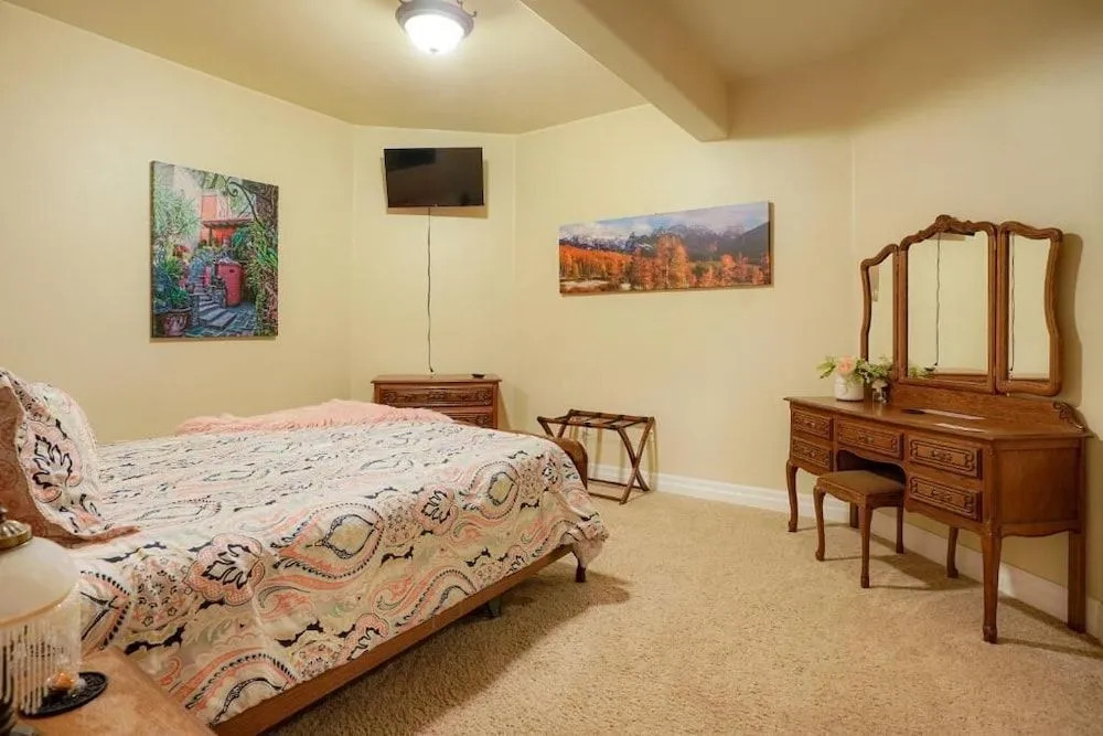 Summit Villa BnB
