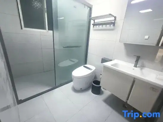 XunyeHomestay (Taotao Xichuan Creative Plaza Store)