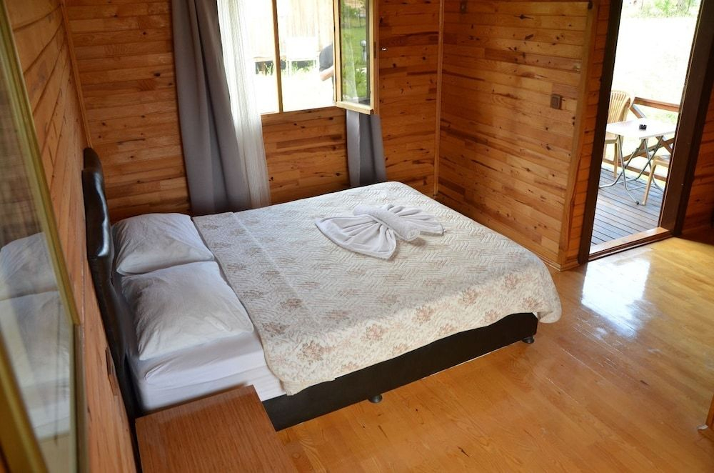 Çıralı Nun Bungalove