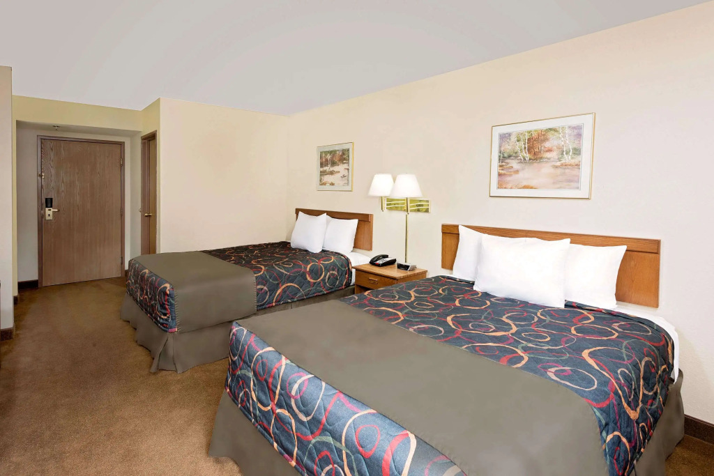 Days Inn by Wyndham Boonville