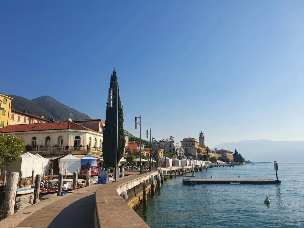Lovely Flat With Shared Pool and Amazing Lake View