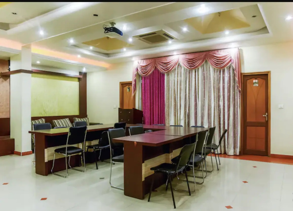 Hotel Sachdeva Excellency