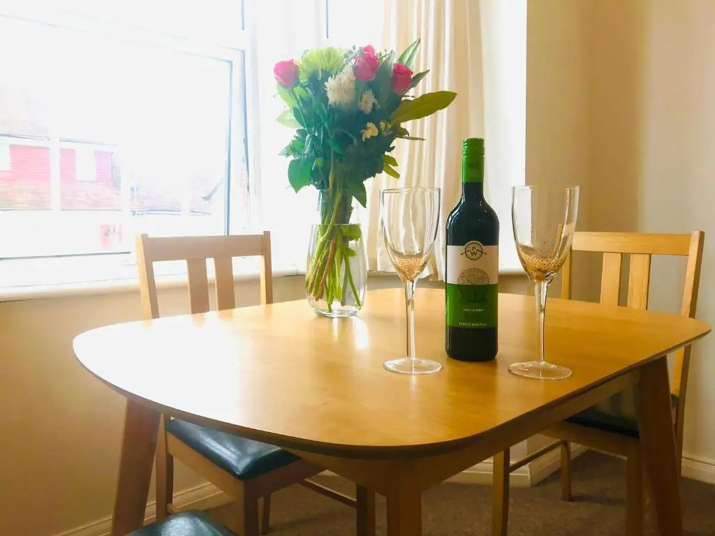 Aston Henry James George Street One bedroom near Reading Town Centre