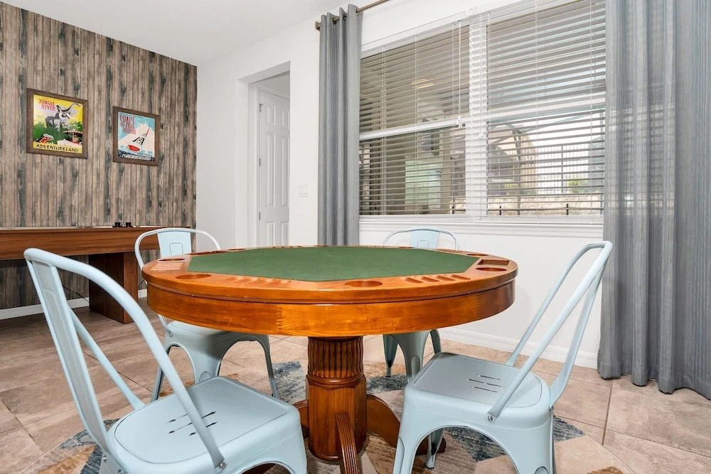 New Decor With Mickey, Nemo, Tinkerbell & Star Wars Rooms! Private Pool and Game Room