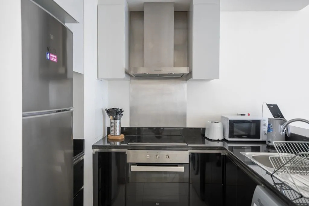 Dubai Marina beautiful apartment with water view