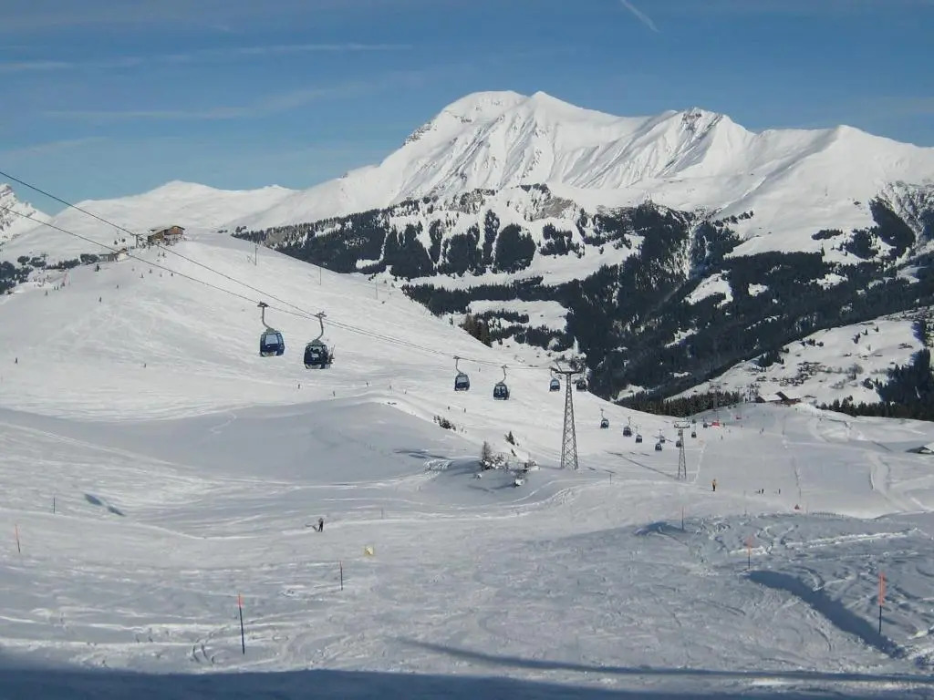 Lenk,Berner Oberland,Ferienwohnung 4 Bett, Kinderfreundlich,TraumpanoramaLenk