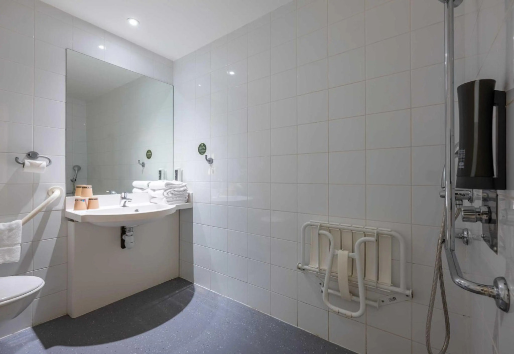 B&B HOTEL Annemasse Est