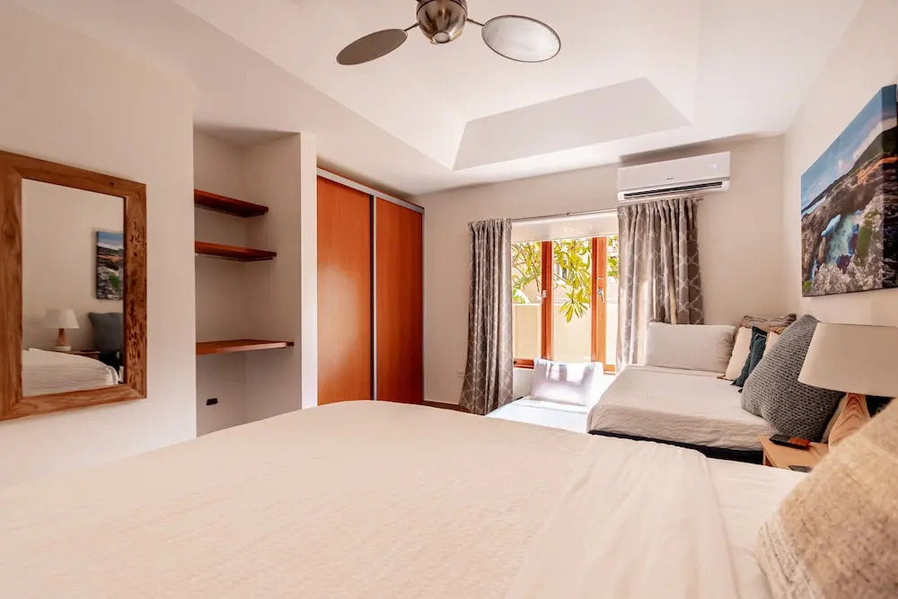 New! Ocean View With Rooftop Terrace in Malmok!