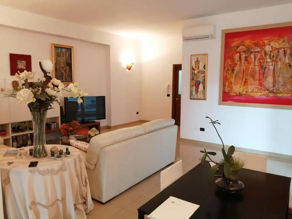 Casa Lauretta - terrazza con idromassaggio - garage wifi e bici gratuite
