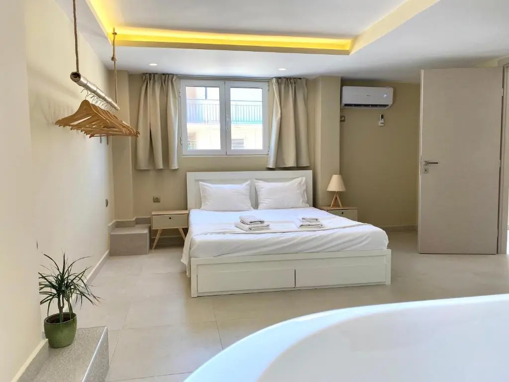 Pool Villa Lagonisi 5min from Beach