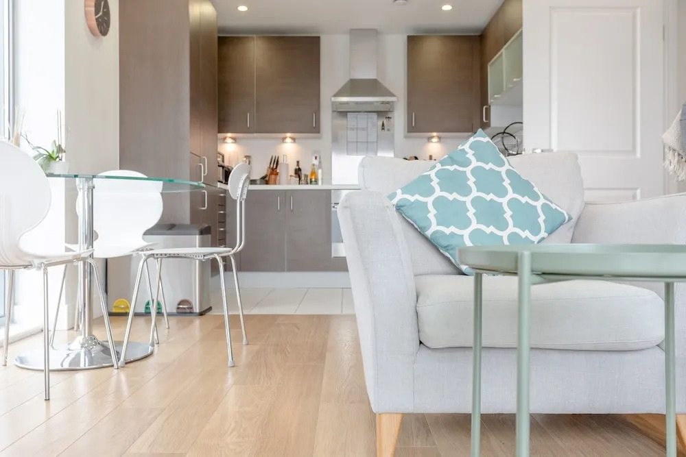 Modern 1 Bedroom Apartment With Stunning London Views