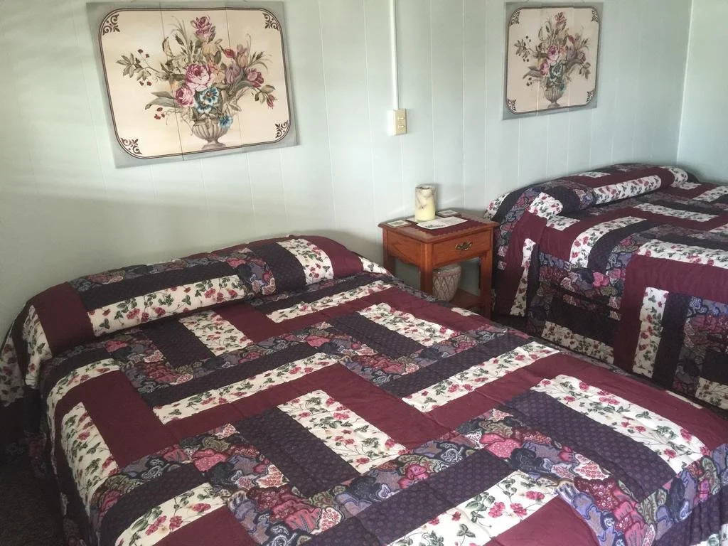 Crosswinds Motel