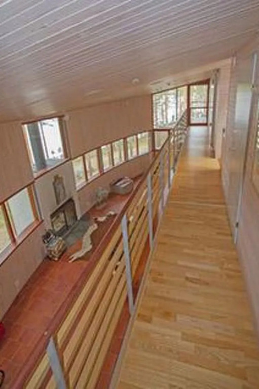 Huvila hiljaisuus