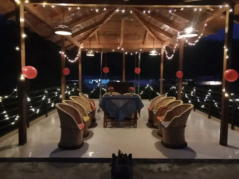 Pumpkin Hotels Corbett, Tusk N Wood