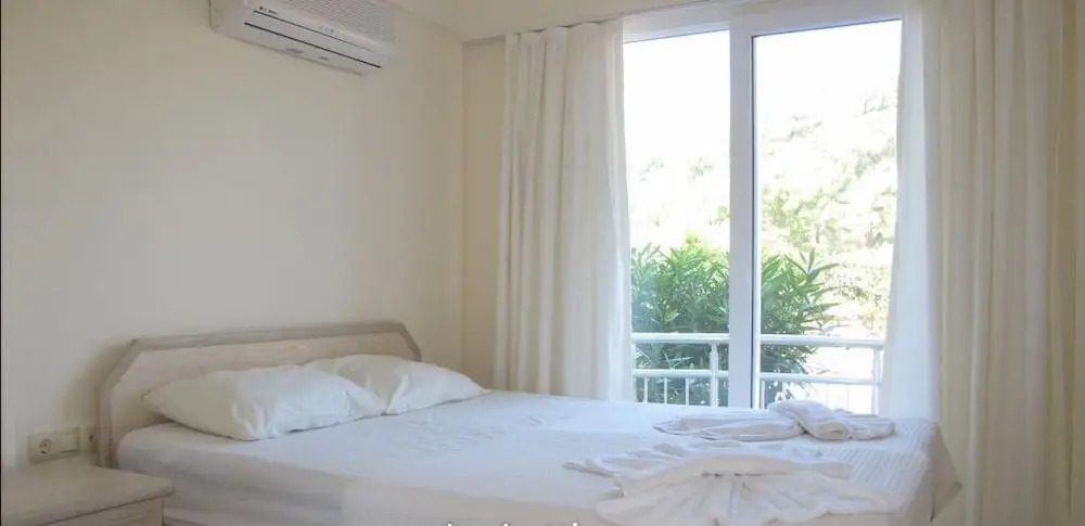 Villa ST01 by JoyLettings