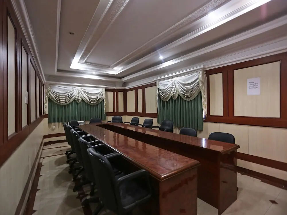 OYO 7786 Hotel Monsoon Palace