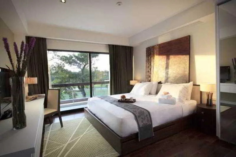Summit Windmill Golf Residence