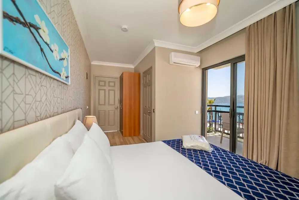 Uras Beach Hotel