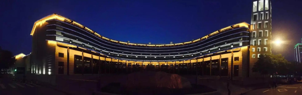 Yun-zen Jinling Lotus Hotel