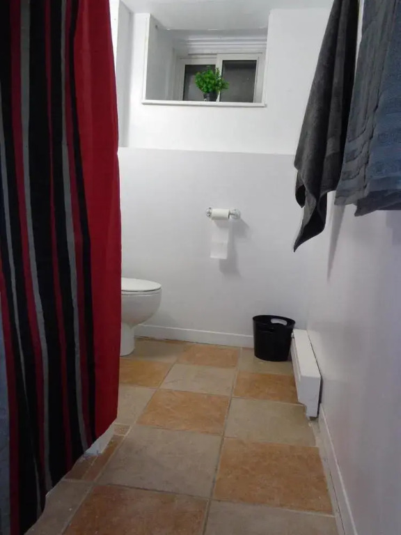 Adib Apartments - 362 Friel St