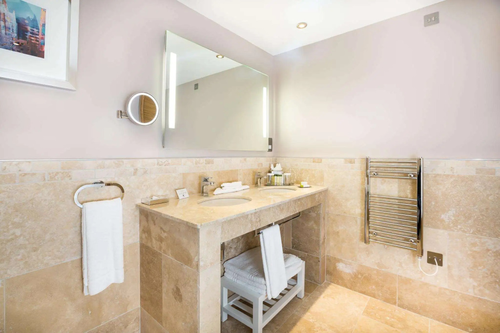 DoubleTree By Hilton Milton Keynes