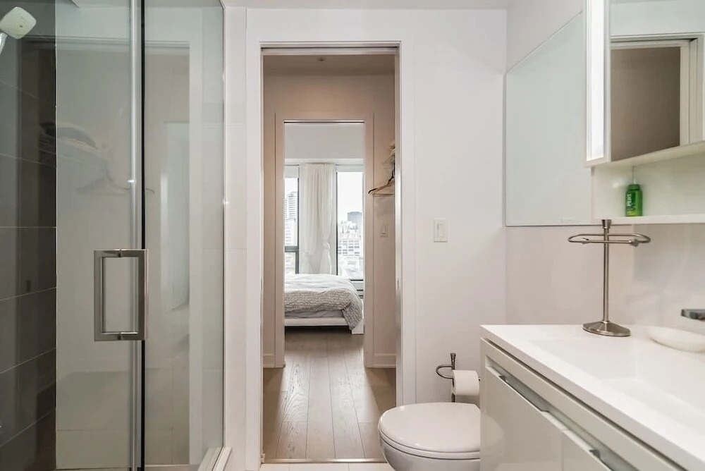 Bell Centre Apartments by Hometrotting