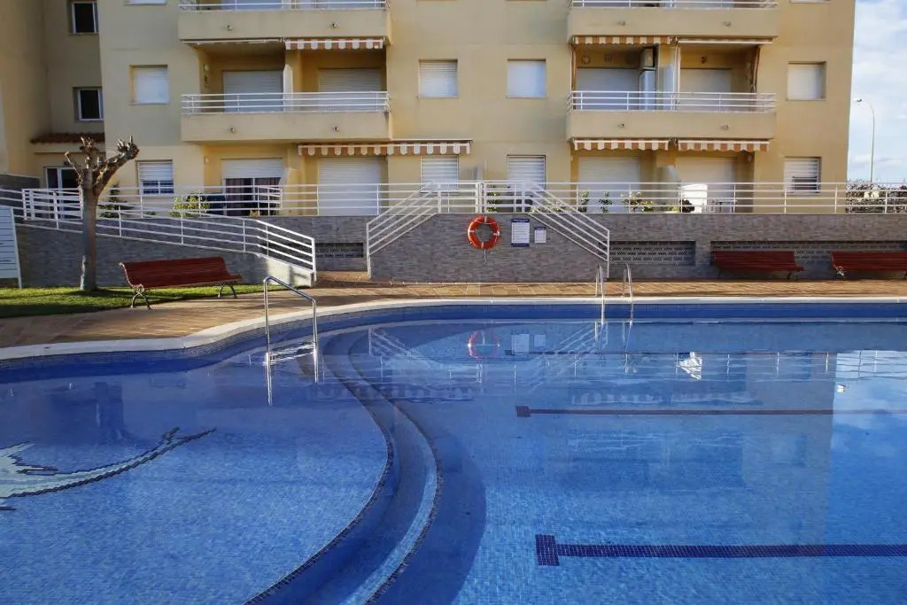 AT040 Casa con piscina comunitaria a 10 min de la playa natural Els Muntanyans
