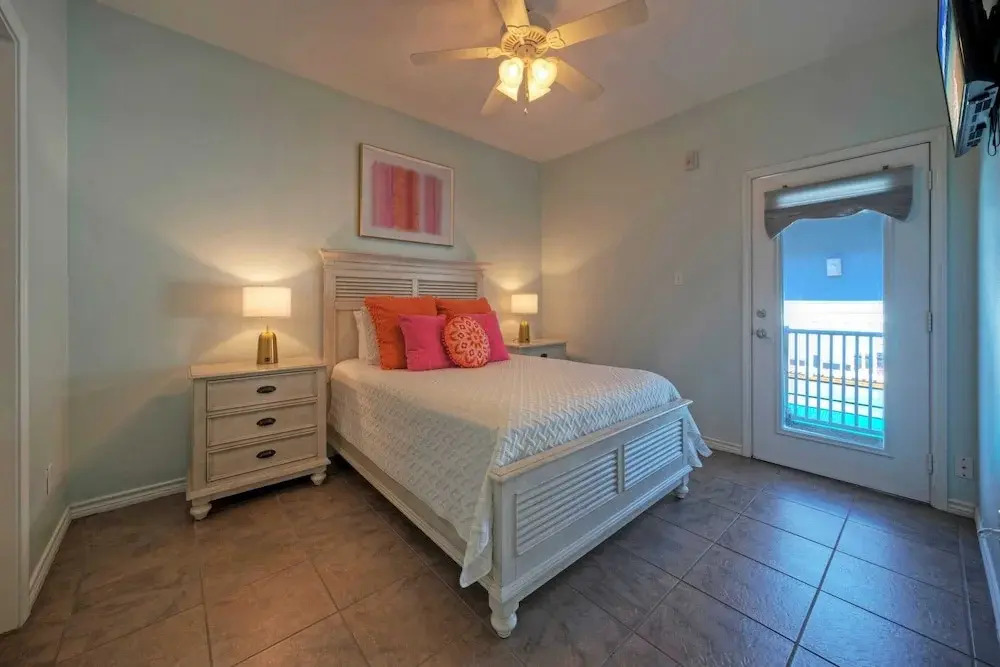 Sleeps 14 w/ Pool, Mins to the Beach Two Condos at Costa Bahia