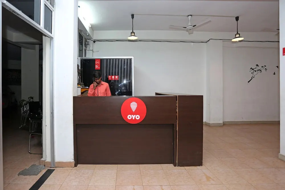 OYO 10294 Hotel Sunshine