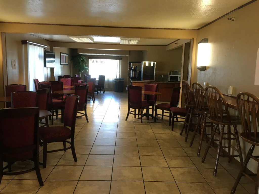 Americas Best Value Inn & Suites Ft Collins E at I-25