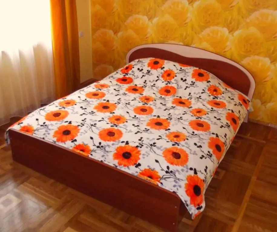 Simona House
