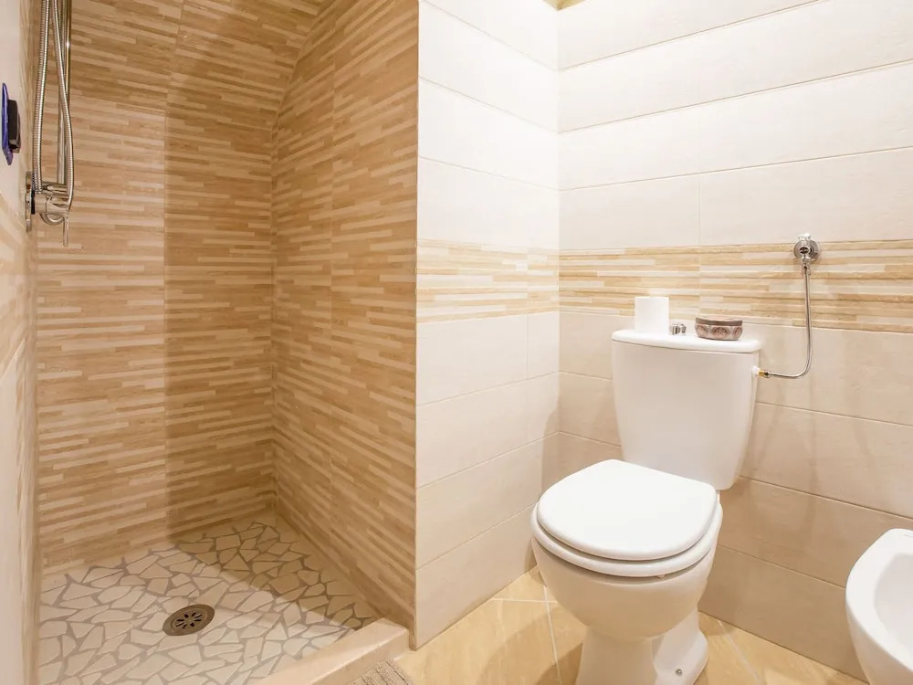 Cosy Holiday Home in Metato With Swimming Pool
