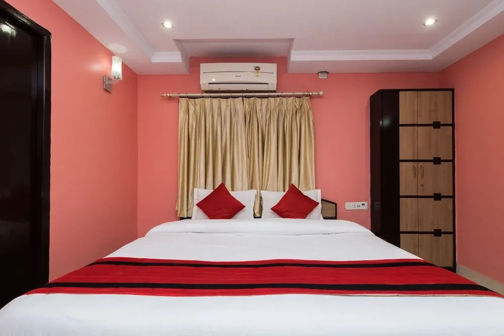 Townhouse Deshapriya Park Kolkata Formerly DK Inn