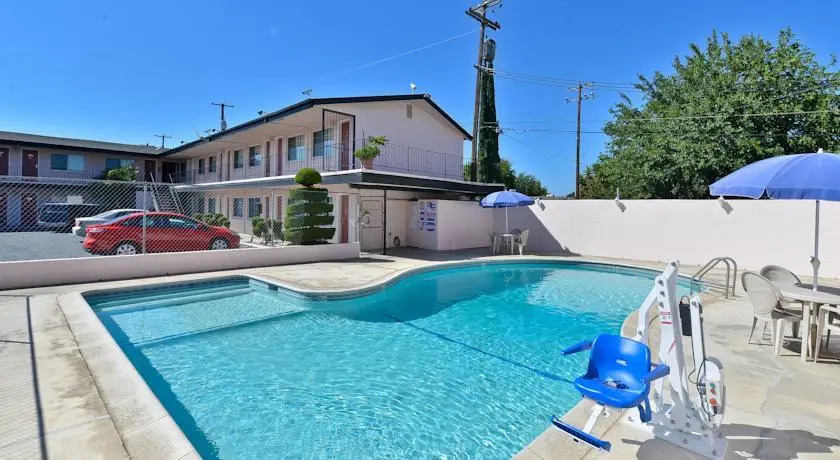 Sandpiper Lodge - Merced
