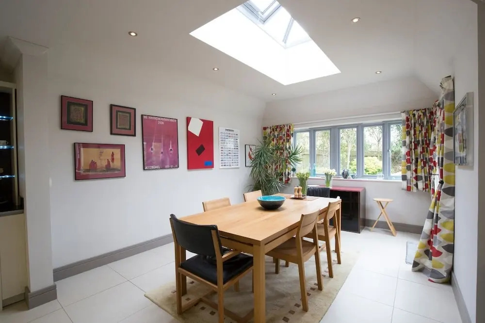 Stunning 5 Bed Garden Home - Oxford