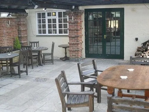 The Rose & Crown, Ashbury