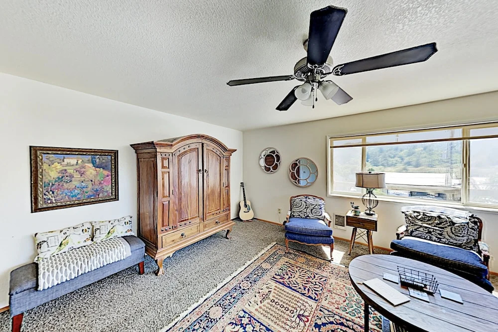 Riverview - Mins To Beach, Dunes, Lakes 3 Bedroom Home