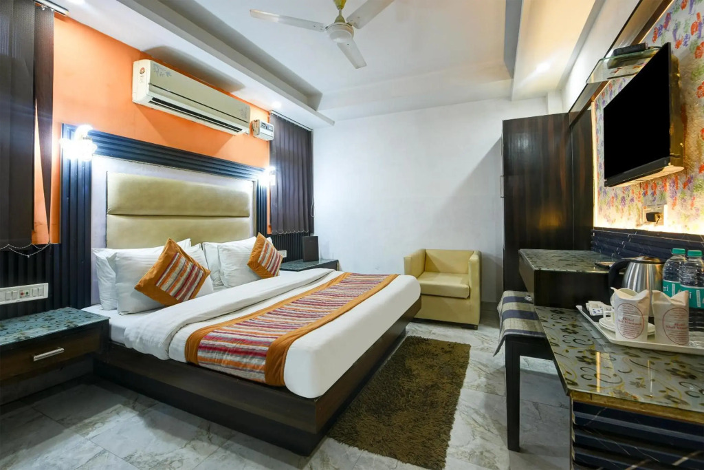 Hotel Shri Vinayak in City Centre at New Delhi Railway Station-By RCG Hotels