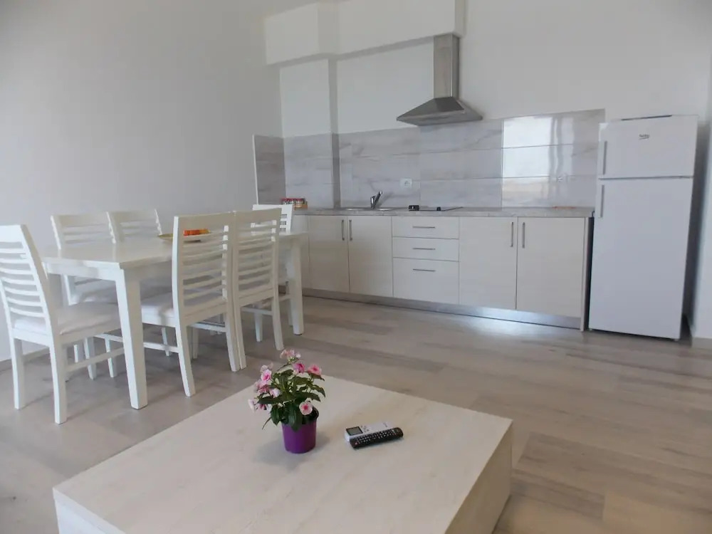 Elegance Apartments